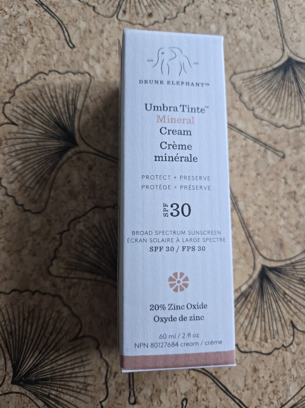 Drunk Elephant Umbra Tinte Mineral Cream SPF 30 - White and Peach Accent